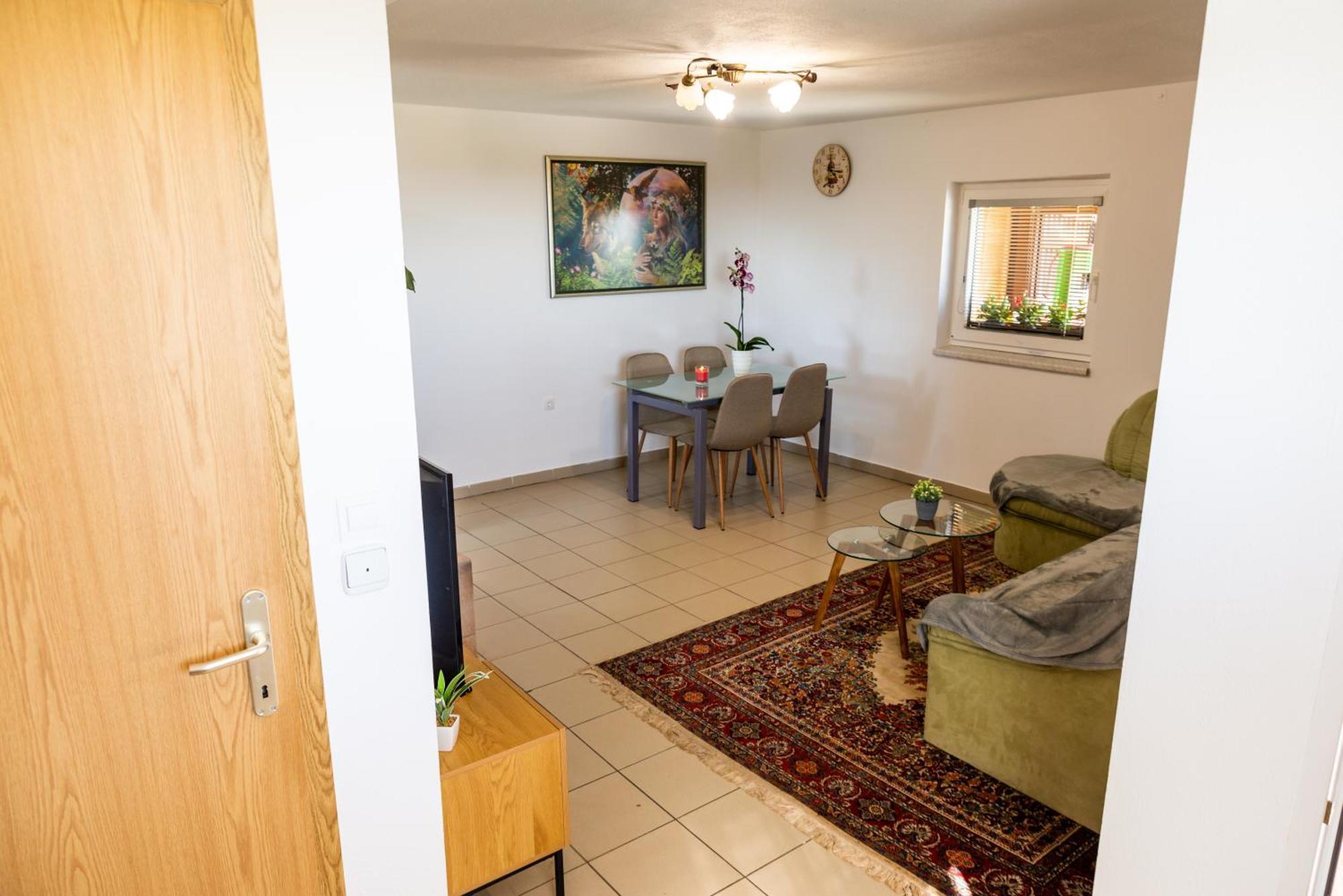 Apartma Eni Моравске-Топлице Екстериор снимка